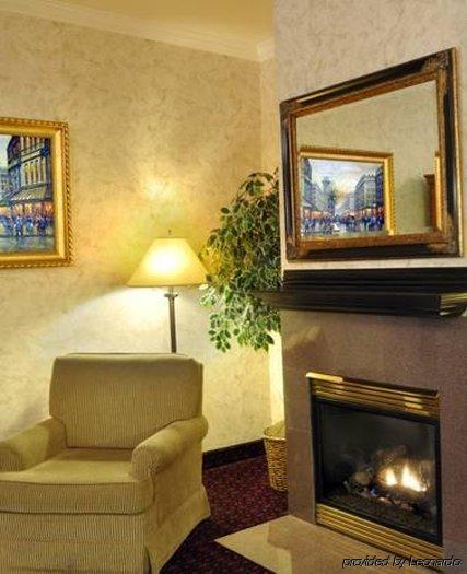 Grass Valley Courtyard Suites Bilik gambar