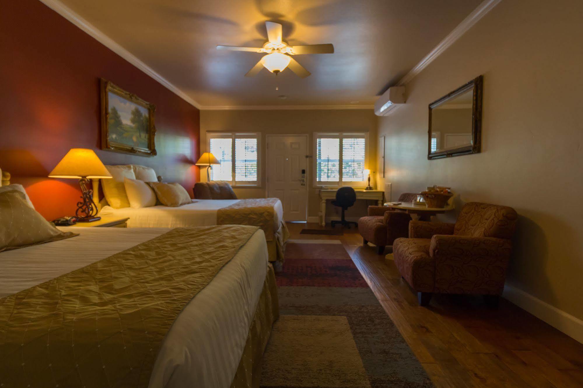 Grass Valley Courtyard Suites Luaran gambar