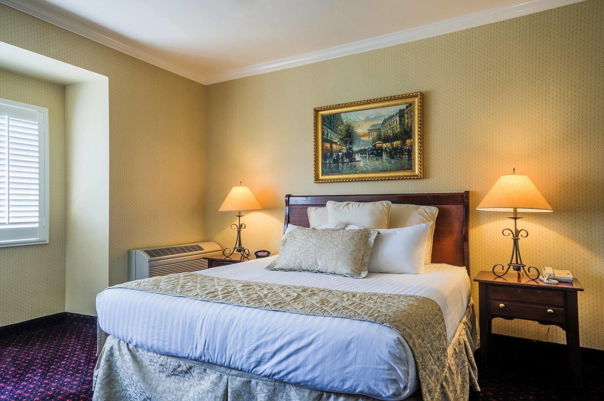 Grass Valley Courtyard Suites Luaran gambar